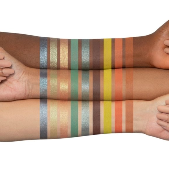 Huda Beauty - Wild Obsessions Eyeshadow Palette in Python - Picture 3 of 6